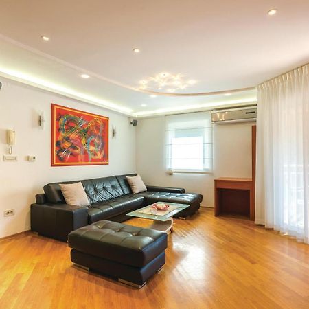 Cozy Apartment In Rijeka With Kitchen Екстер'єр фото